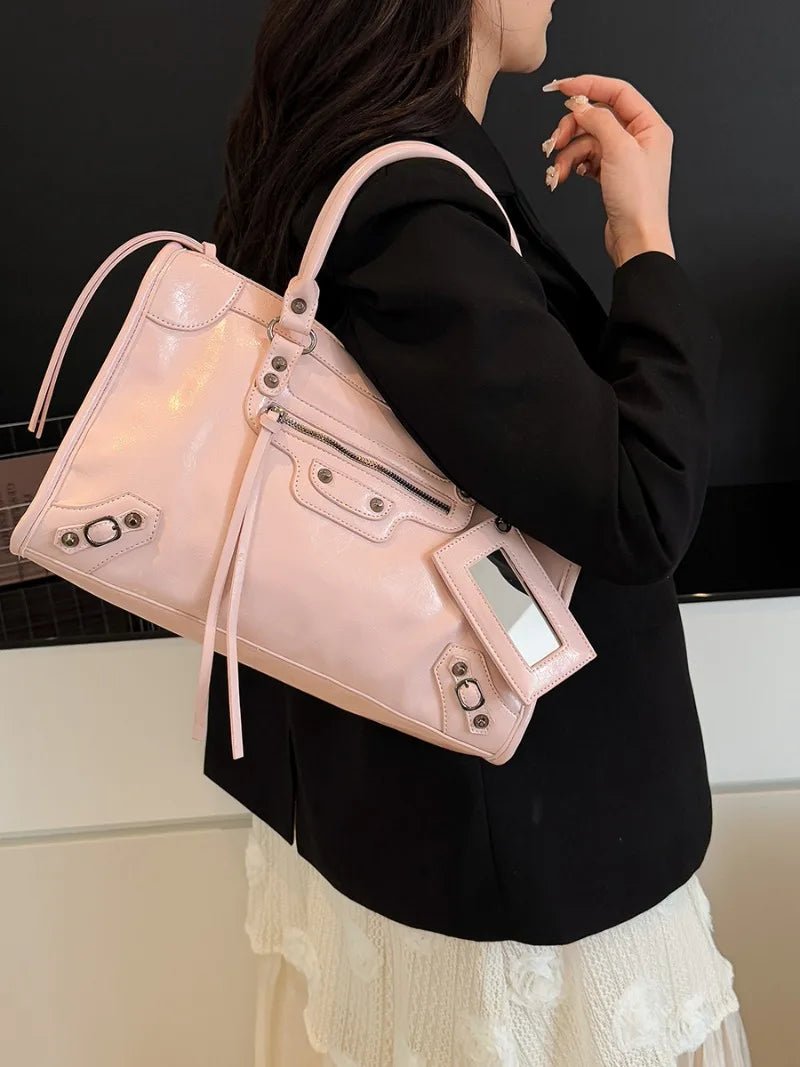 SEAME - Carmela - Stylish Handbag with Spacious Interior & Minimalist Design Black